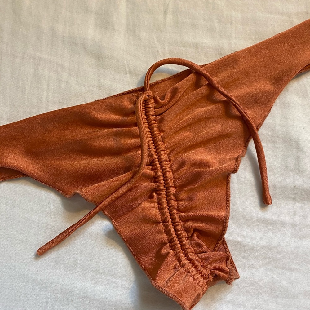 NWOT KAOHS Bikini bottom